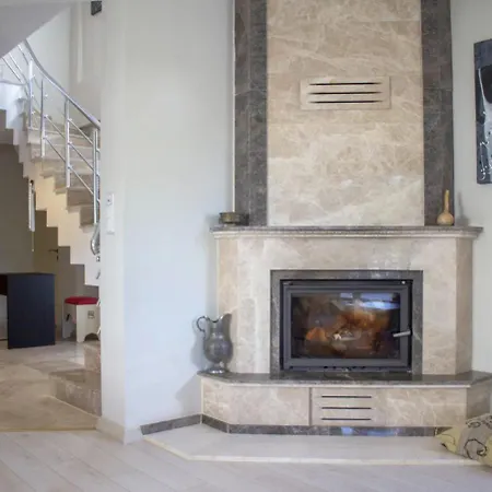 Villa Comfortable With Garden In “urla Iskele” Urla