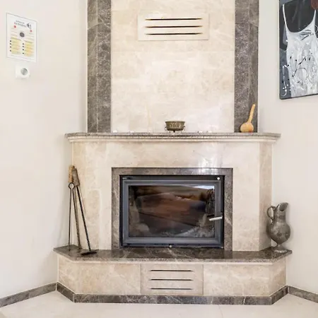 Villa Comfortable With Garden In “urla Iskele”