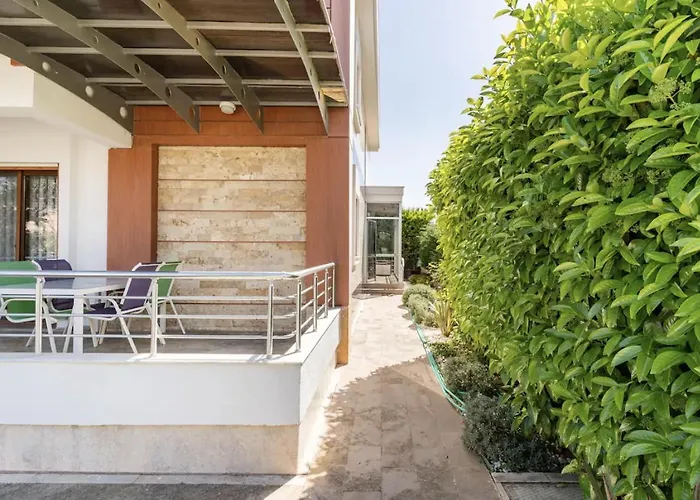 Villa Comfortable With Garden In “urla Iskele”