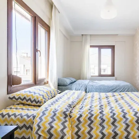 Comfortable With Garden In “urla Iskele” Villa Urla